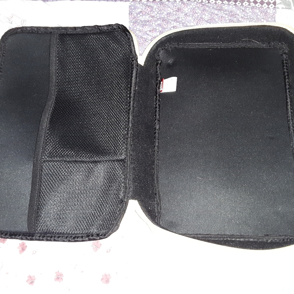 Tablet case - Picture 3 of 3